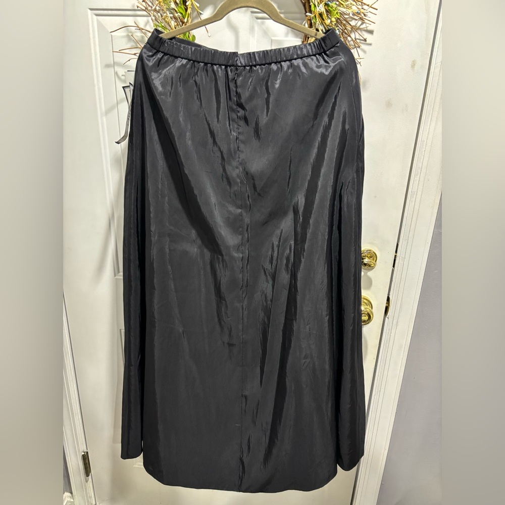Elegant Black Maxi Skirt by Alex Evenings - Picture 6 of 9